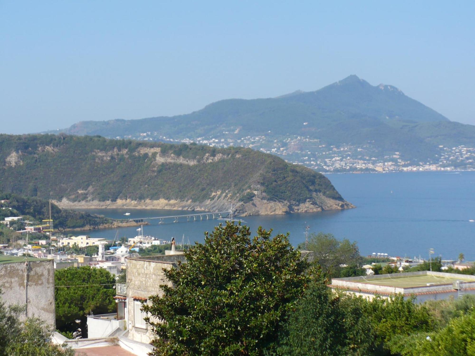 Hotel Savoia Procida Buitenkant foto