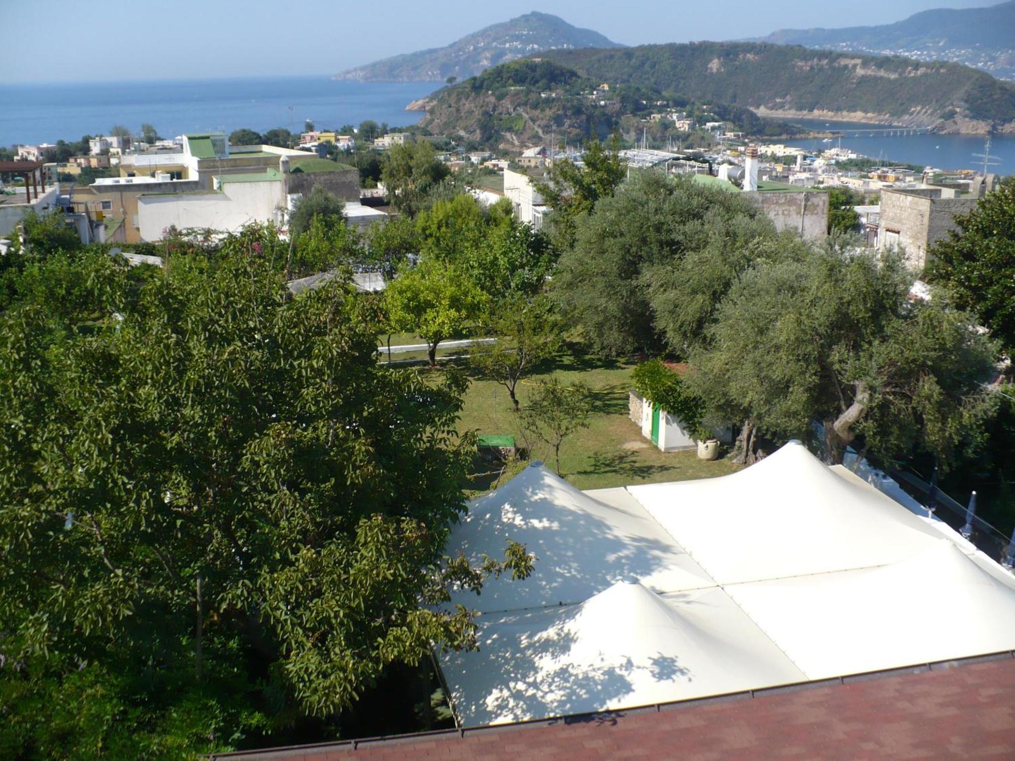 Hotel Savoia Procida Buitenkant foto