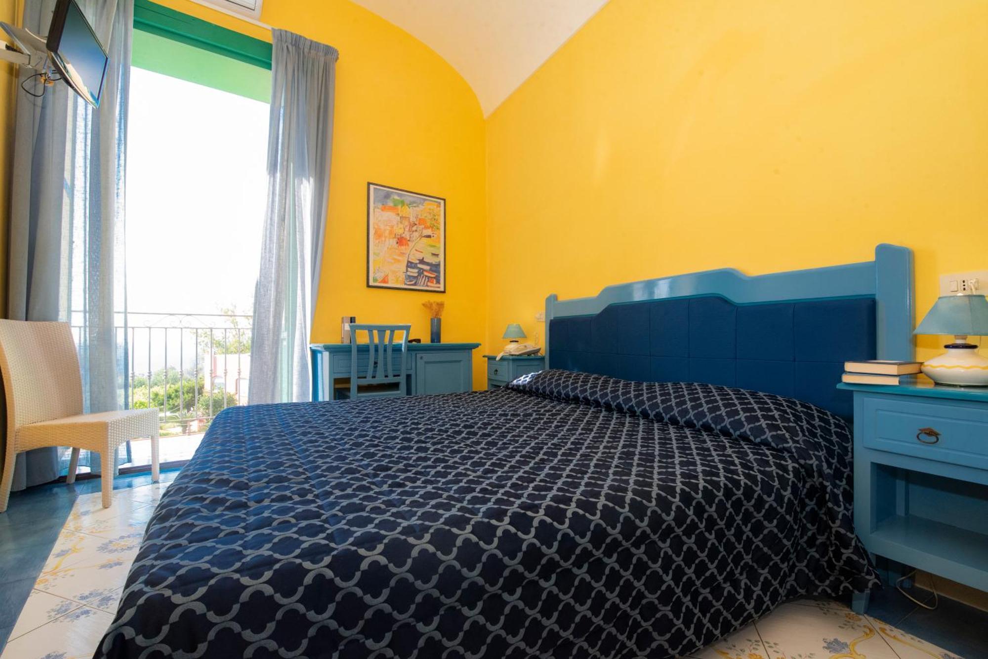 Hotel Savoia Procida Buitenkant foto